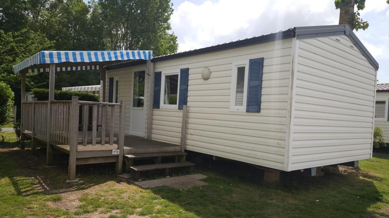 Mobile Home Sleeps 4 Monsec Екстер'єр фото