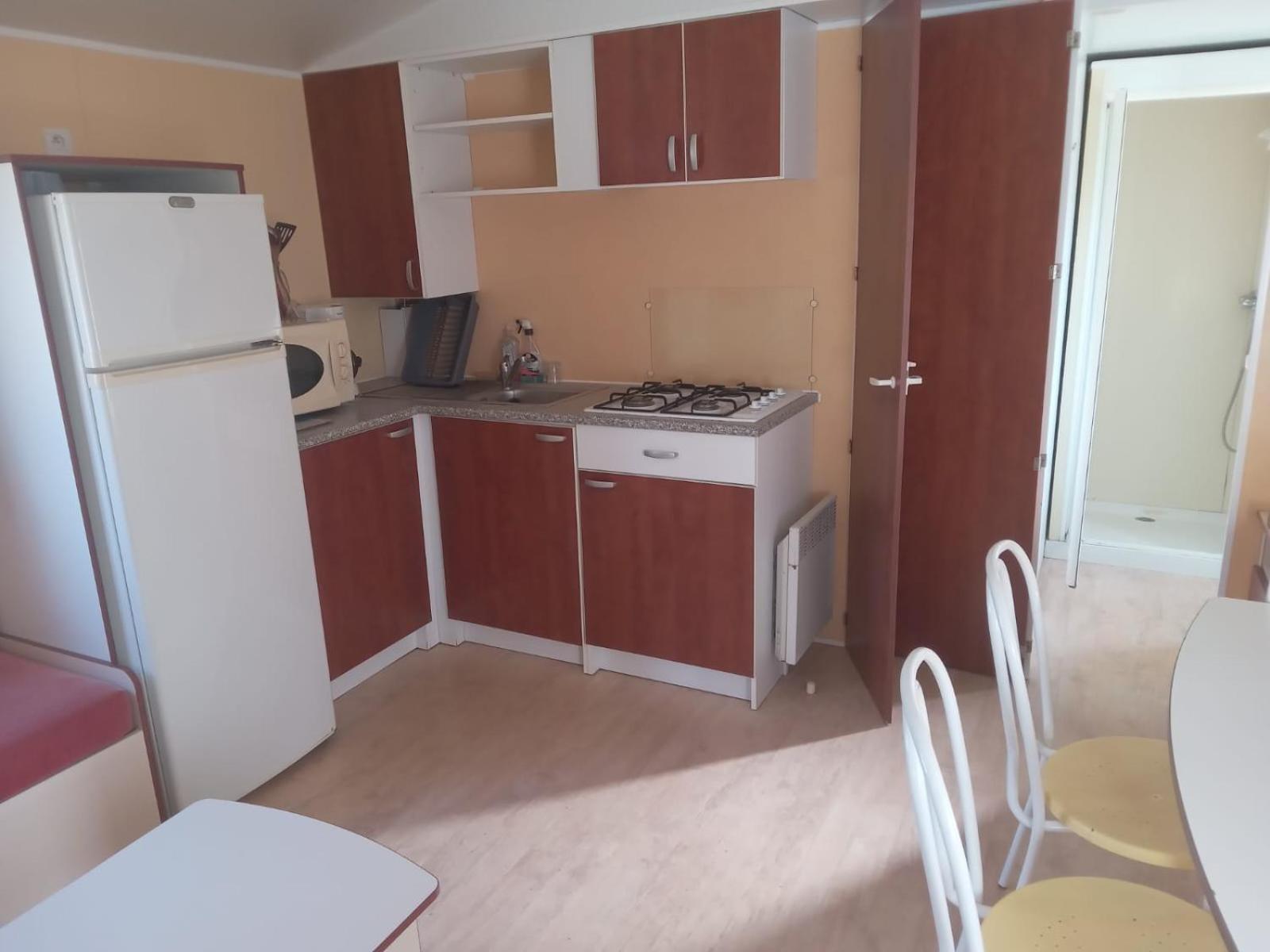 Mobile Home Sleeps 4 Monsec Екстер'єр фото
